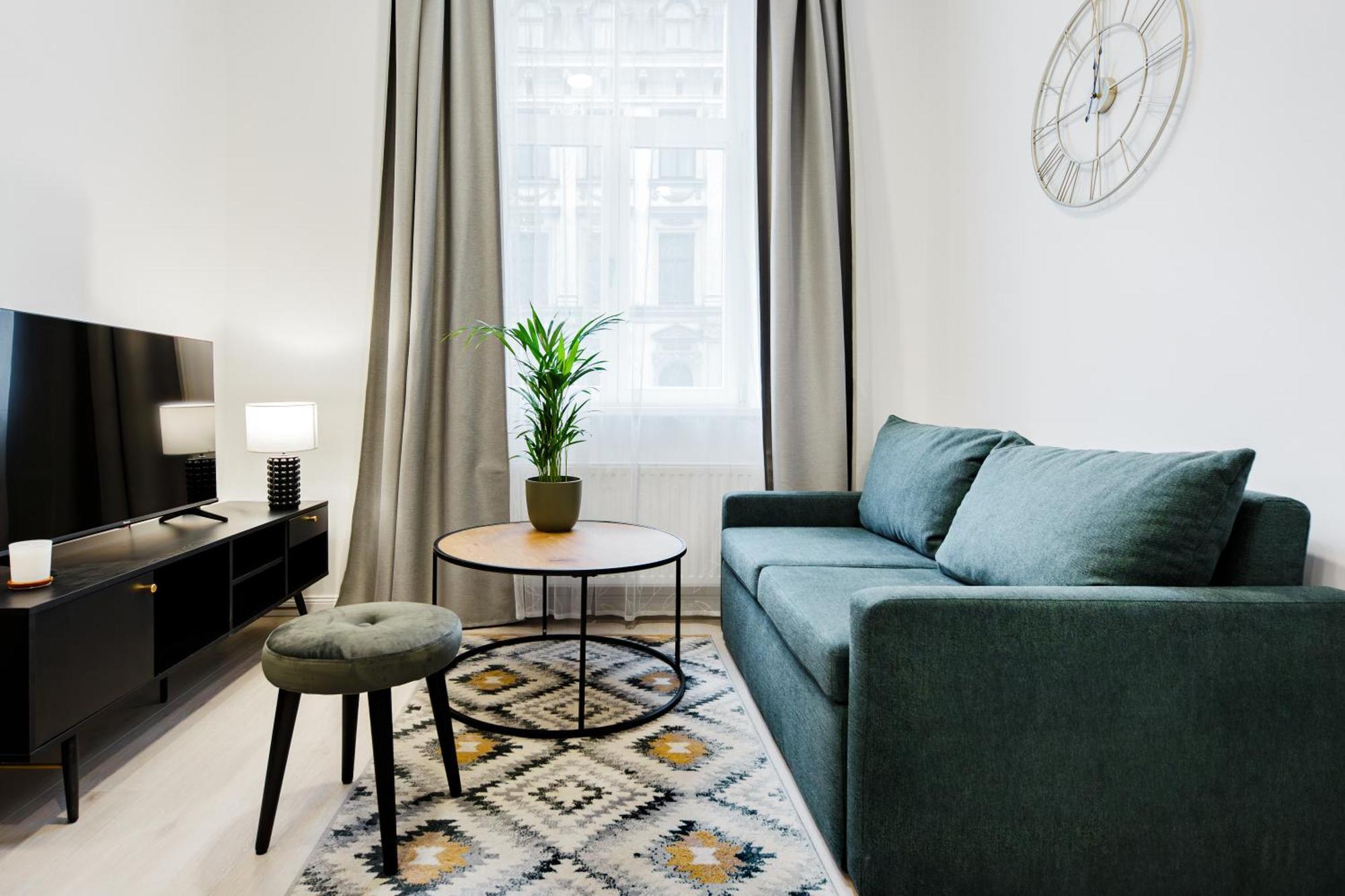 Rigaapartment Elizabetes 22 Self-Service Aparthotel Екстериор снимка
