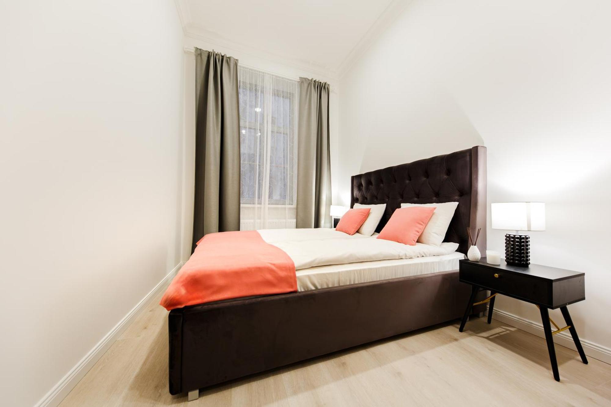 Rigaapartment Elizabetes 22 Self-Service Aparthotel Екстериор снимка